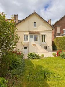 Dpt Val d'Oise (95), à vendre Maison à Rénover - PERSAN proche centre ville - 93,5 m2 3 chambres - s, 94 mt2, 3 chambres