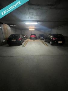6 places de parkings en sous sol d'une résidence sécurisée, 89 mt2