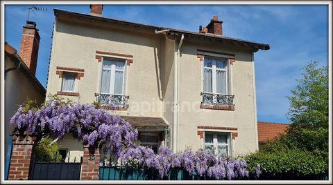 Dpt Hauts de Seine (92), à vendre SEVRES Maison de ville 4 PIECES 3 CHAMBRES, 119 mt2, 3 chambres